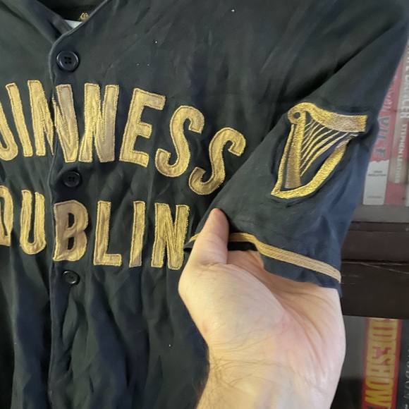 Red Jacket Guinness Baseball Style Button Up Sz Small - Picture 4 of 4